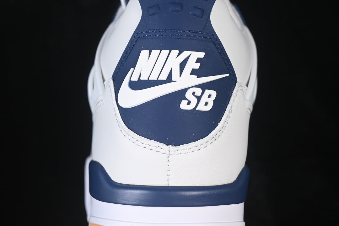 AJ4