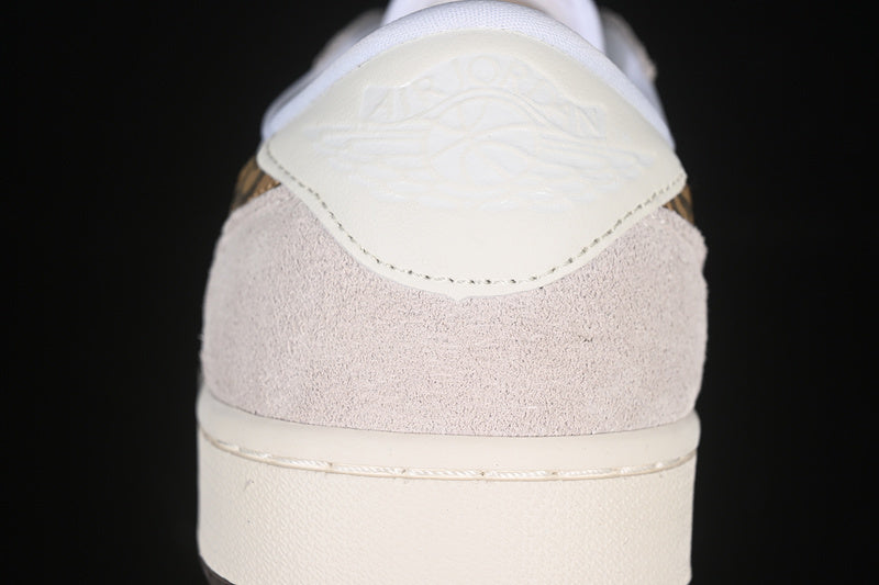 AJ1 Low