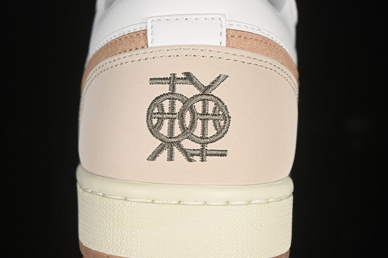 AJ1 Low