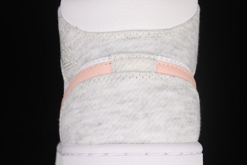 AJ1 Mid