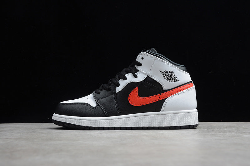 AJ1 Mid