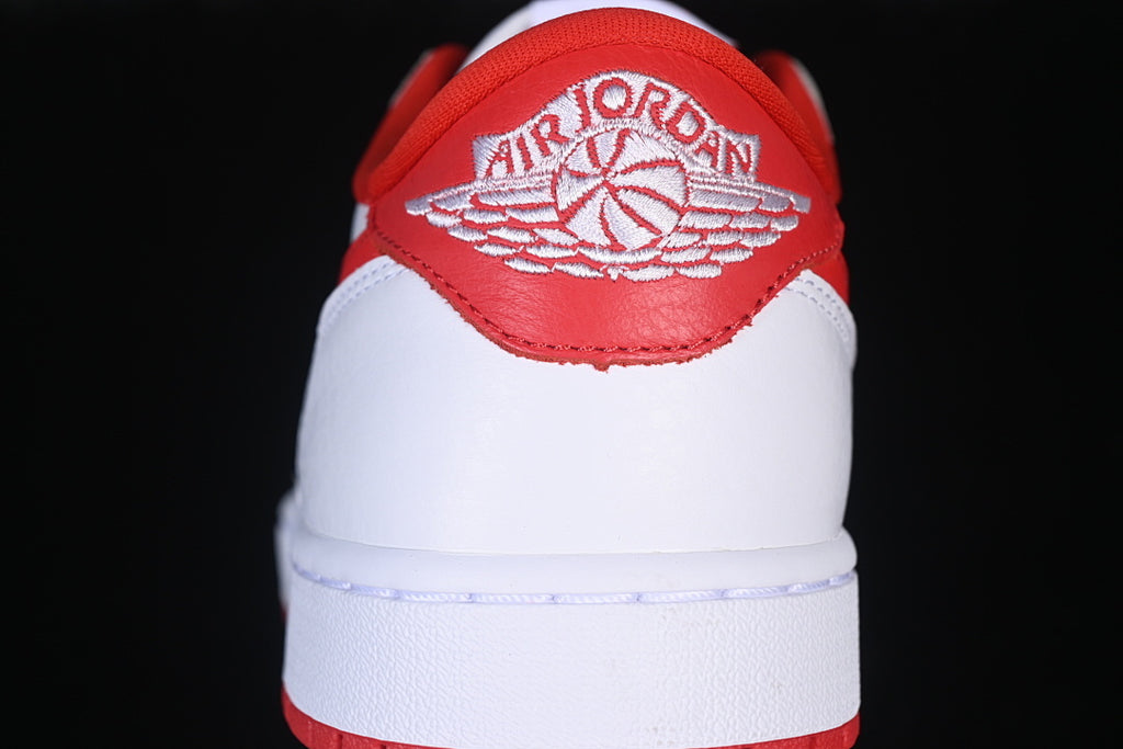 AJ1 Low