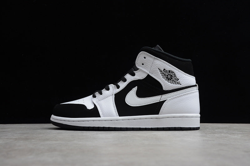 AJ1 Mid