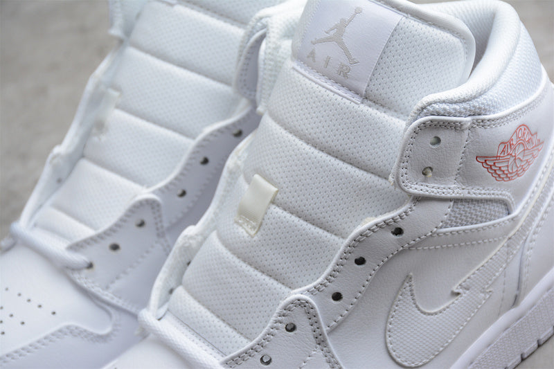 AJ1 Mid