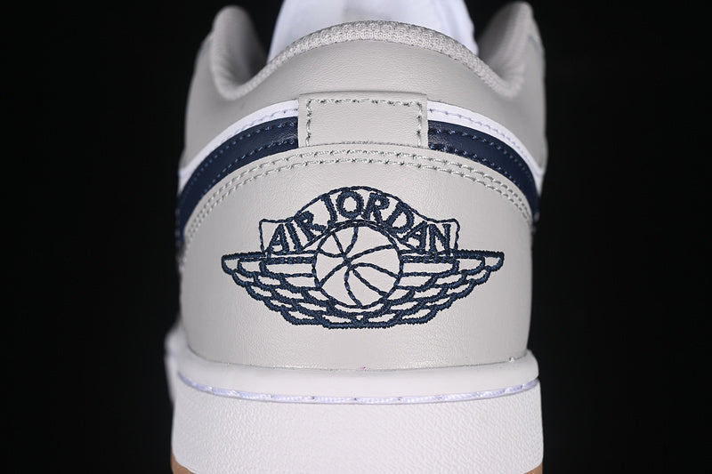 AJ1 Low