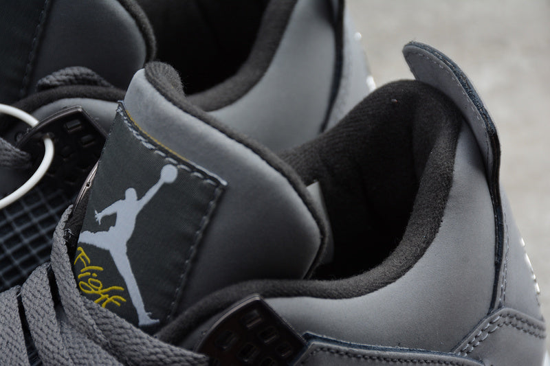 AJ4