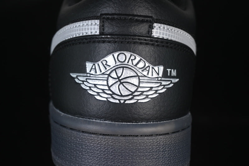 AJ1 Low