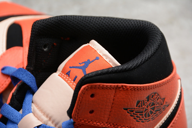 AJ1 Mid