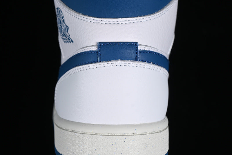 AJ1 Mid