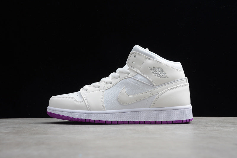 AJ1 Mid