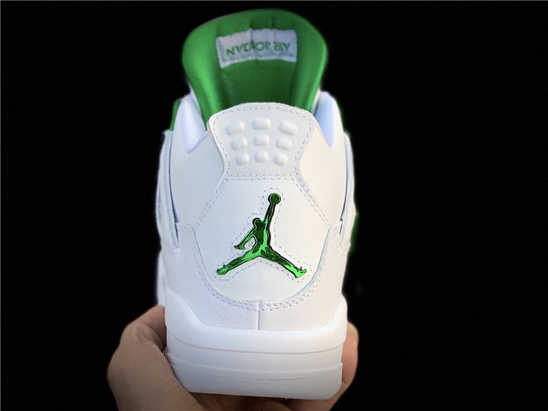 AJ4