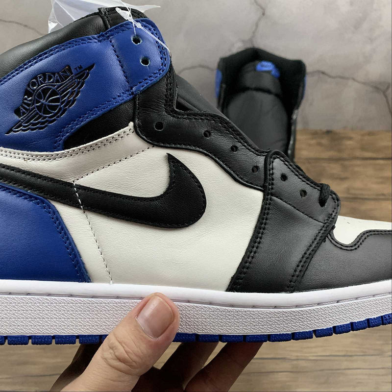AJ1 High
