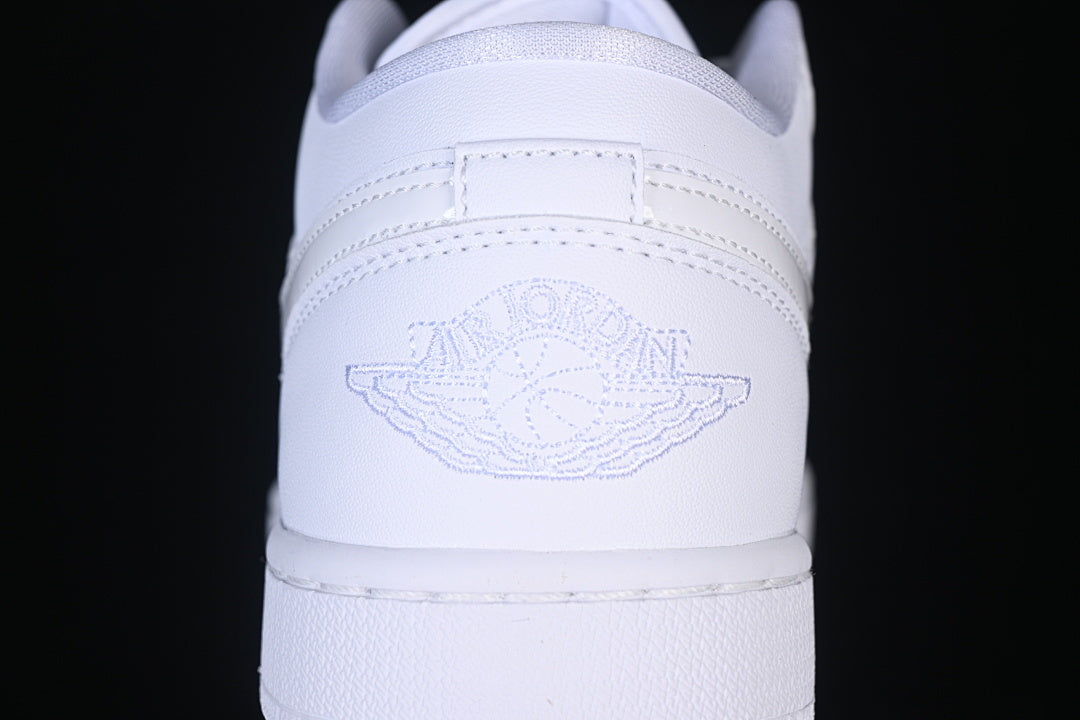 AJ1 Low
