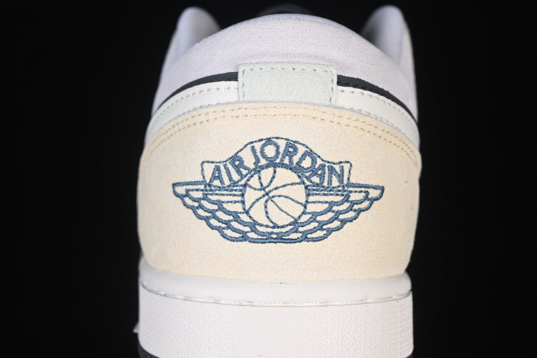 AJ1 Low