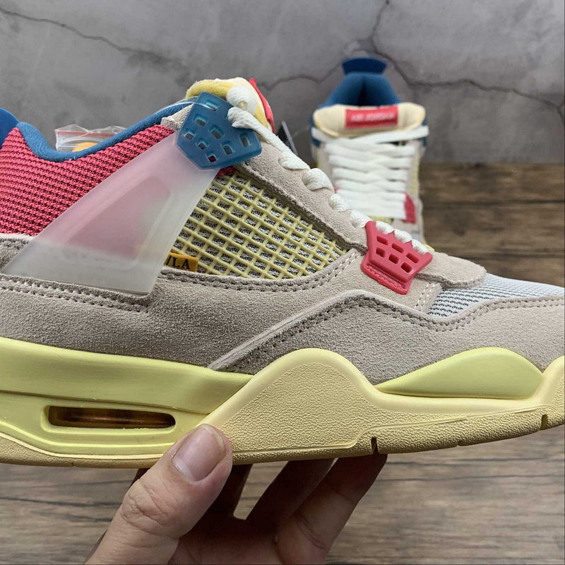 AJ4