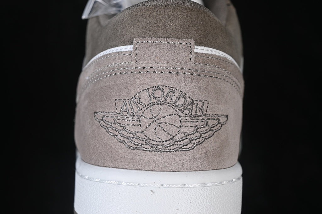 AJ1 Low