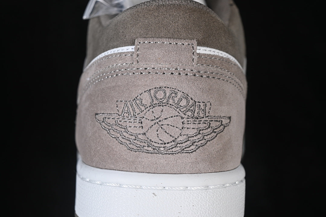AJ1 Low