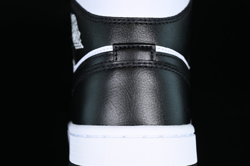 AJ1 Mid