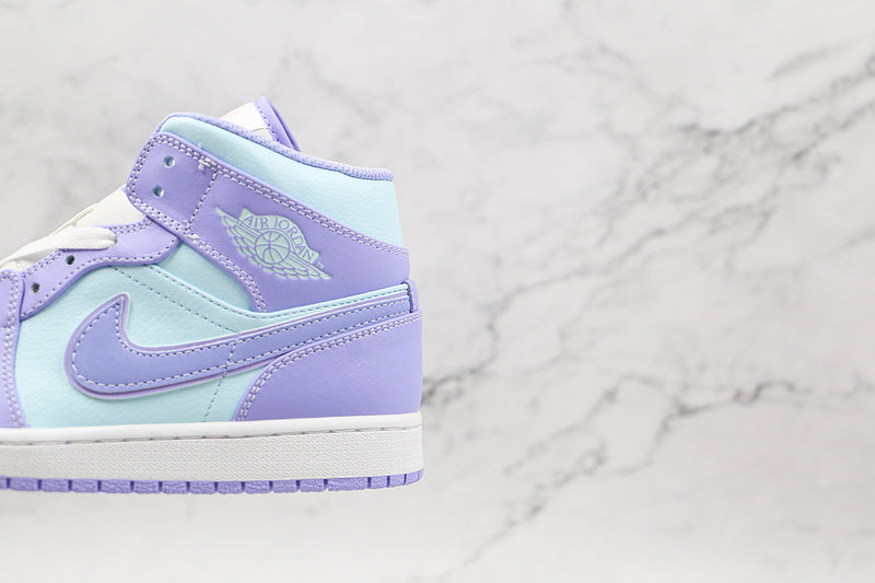 AJ1 Mid
