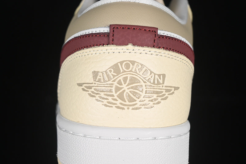 AJ1 Low