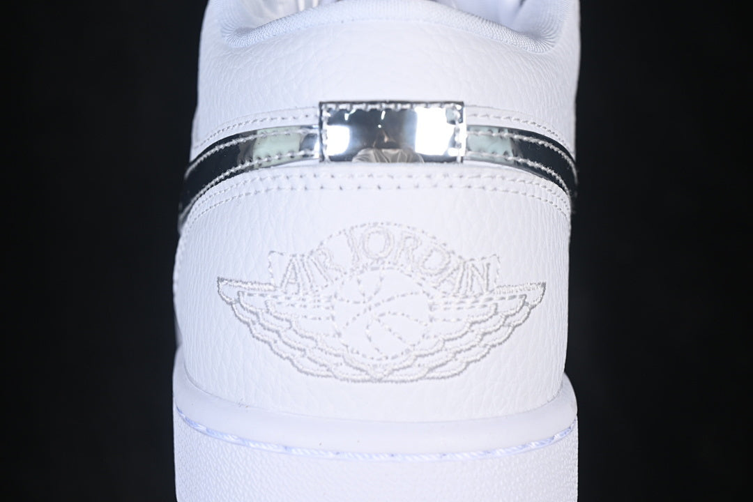 AJ1 Low