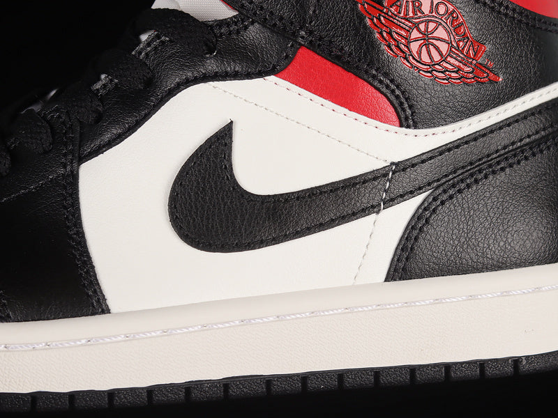 AJ1 Mid