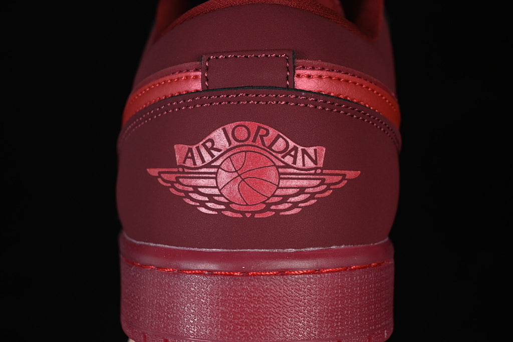 AJ1 Low