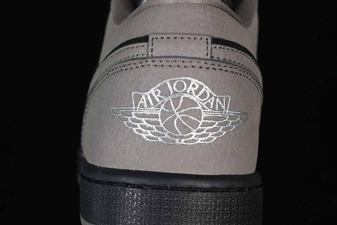 AJ1 Low