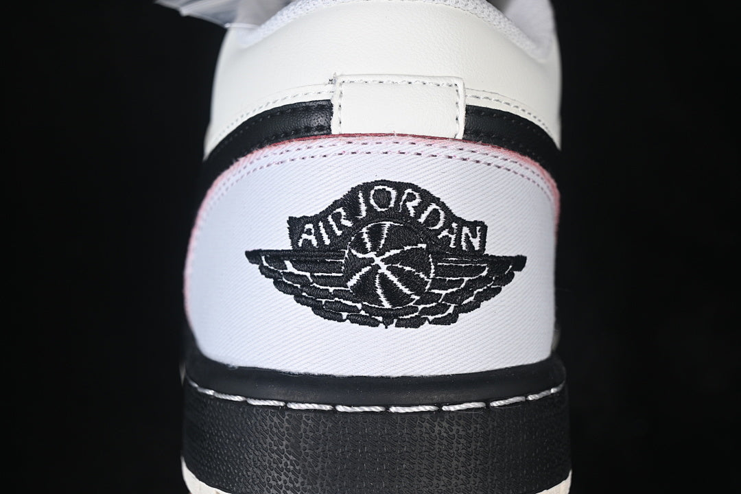 AJ1 Low
