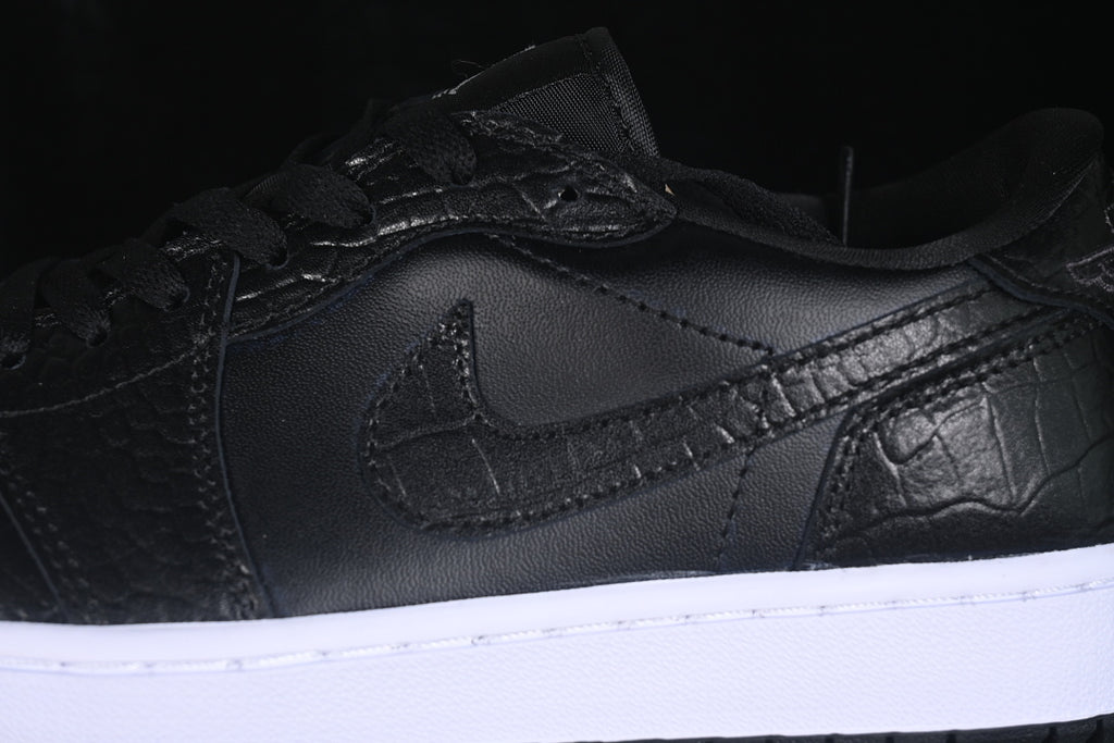 AJ1 Low