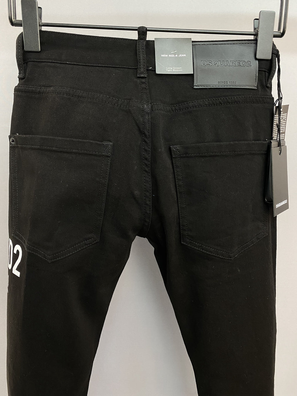 D2 Jeans