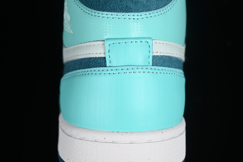 AJ1 Mid