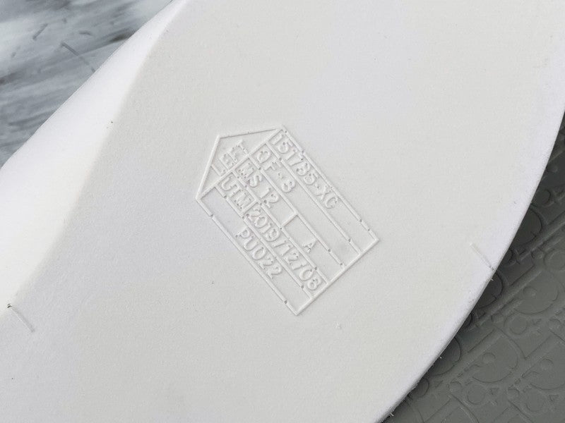 AJ1 High
