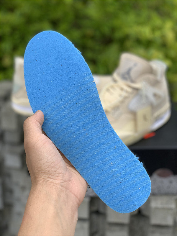 AJ4