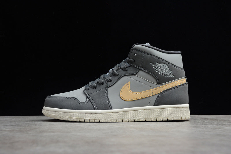 AJ1 Mid