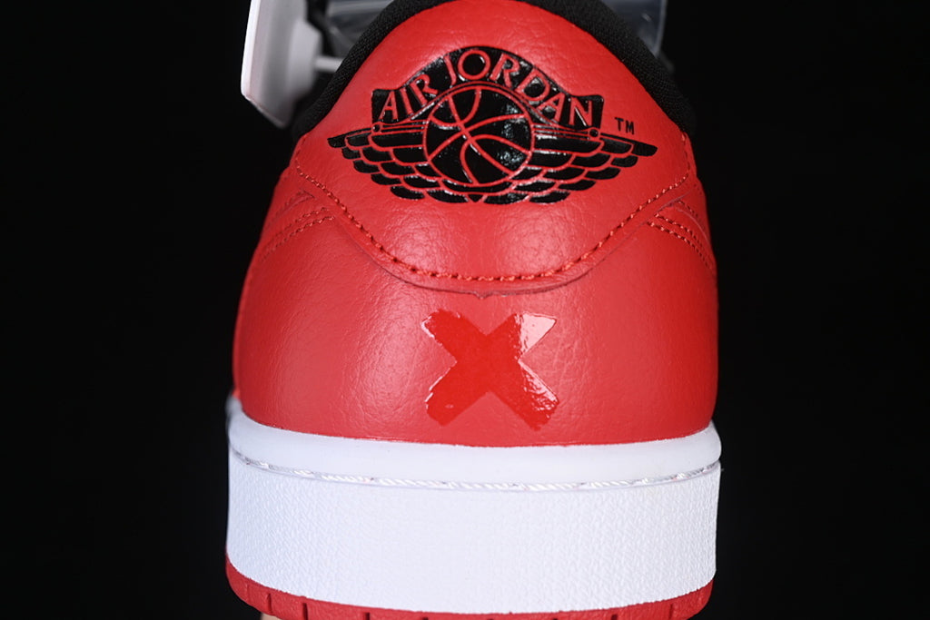 AJ1 Low