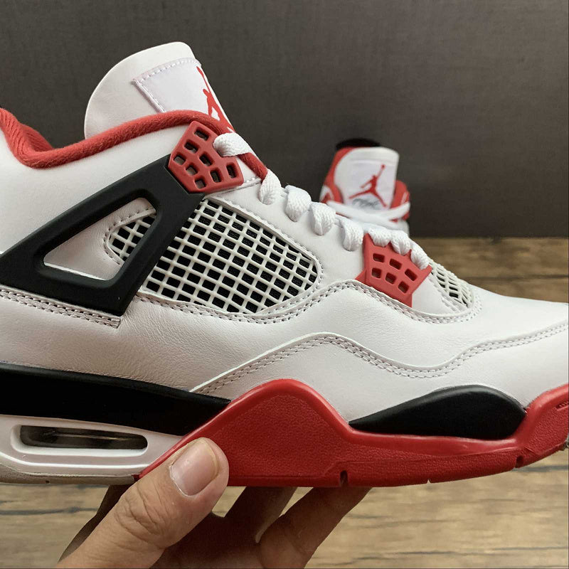AJ4