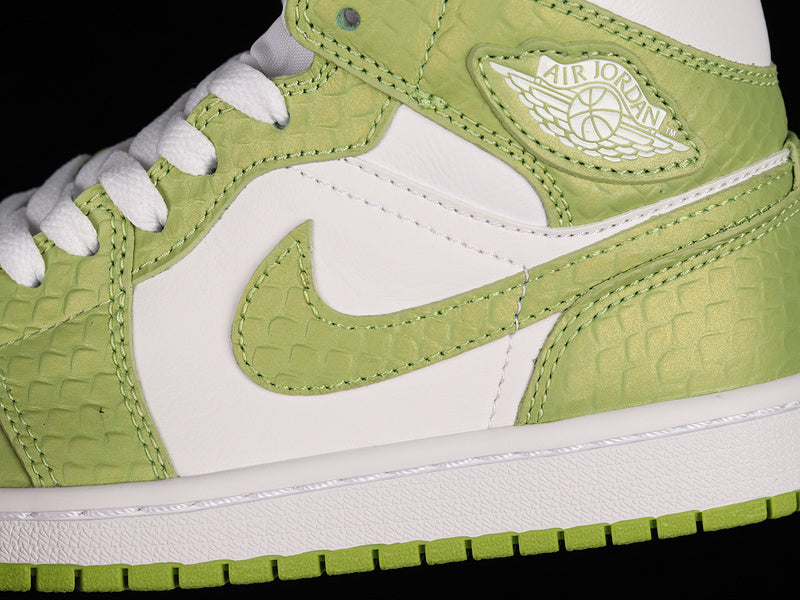 AJ1 Mid