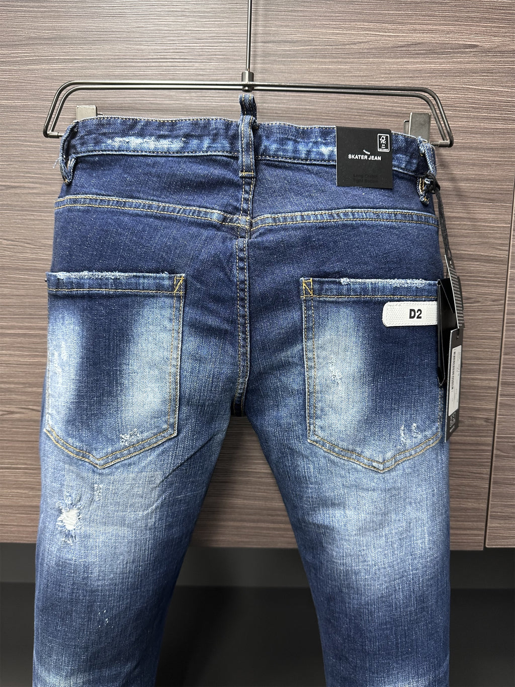D2 Jeans