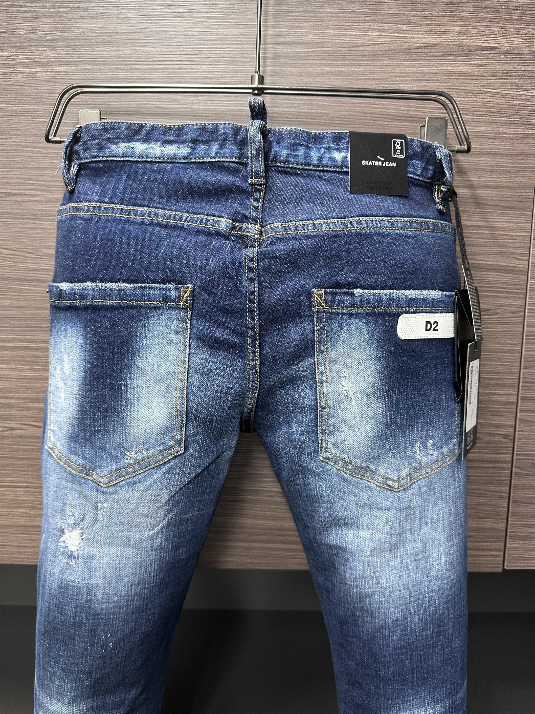 D2 Jeans