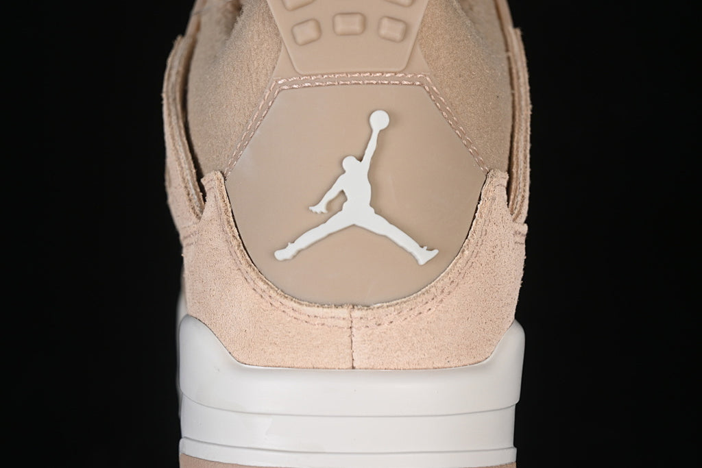 AJ4