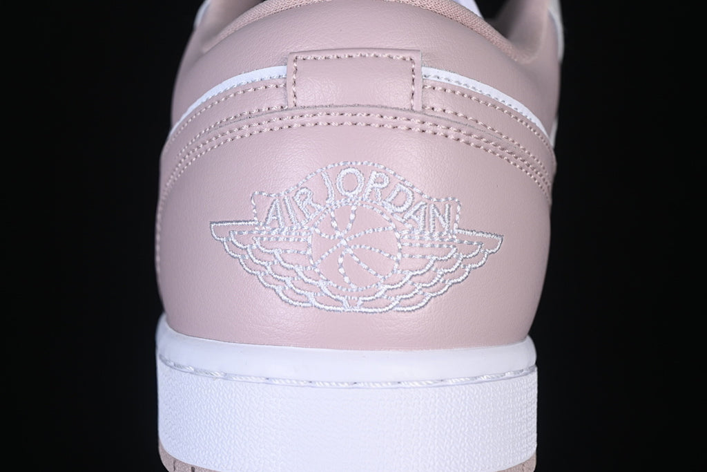 AJ1 Low