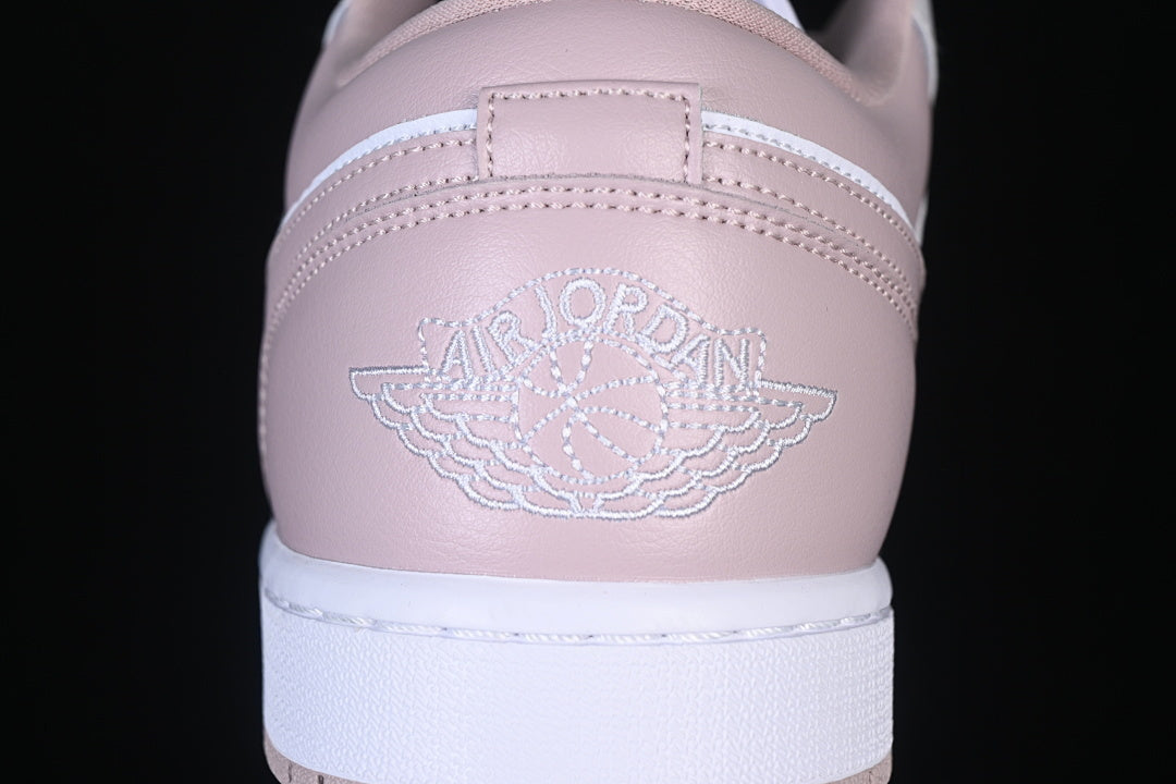 AJ1 Low