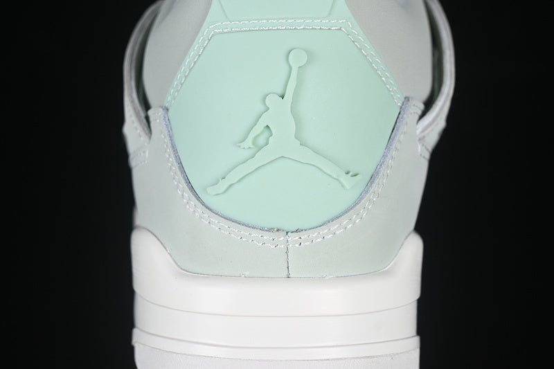 AJ4