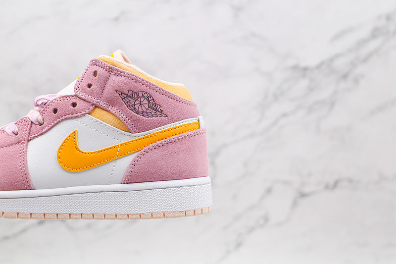 AJ1 Mid
