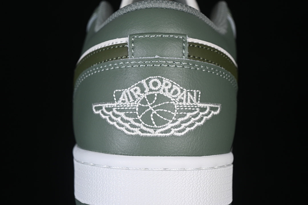 AJ1 Low