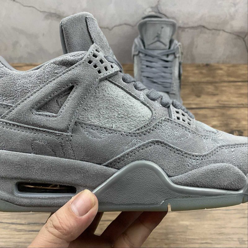 AJ4