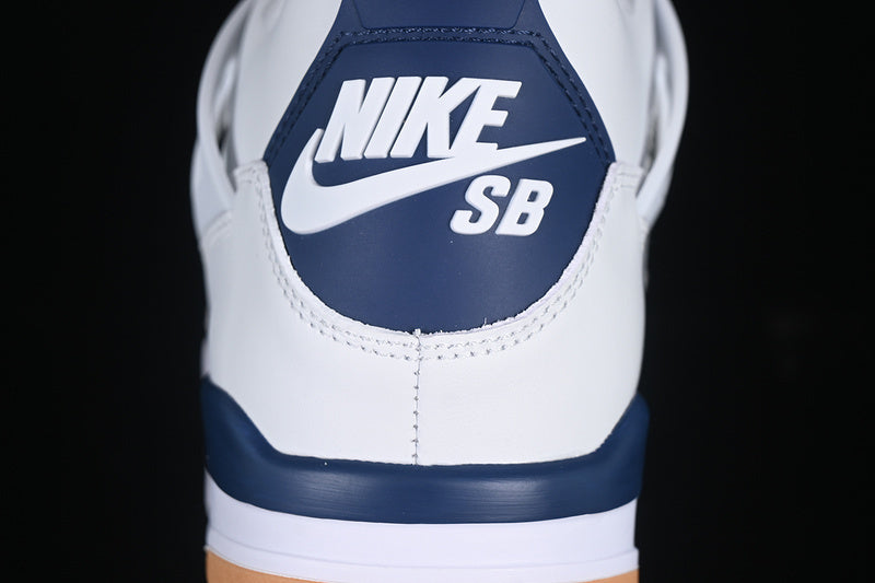 AJ4