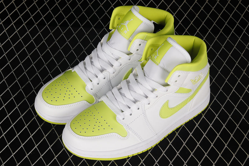 AJ1 Mid