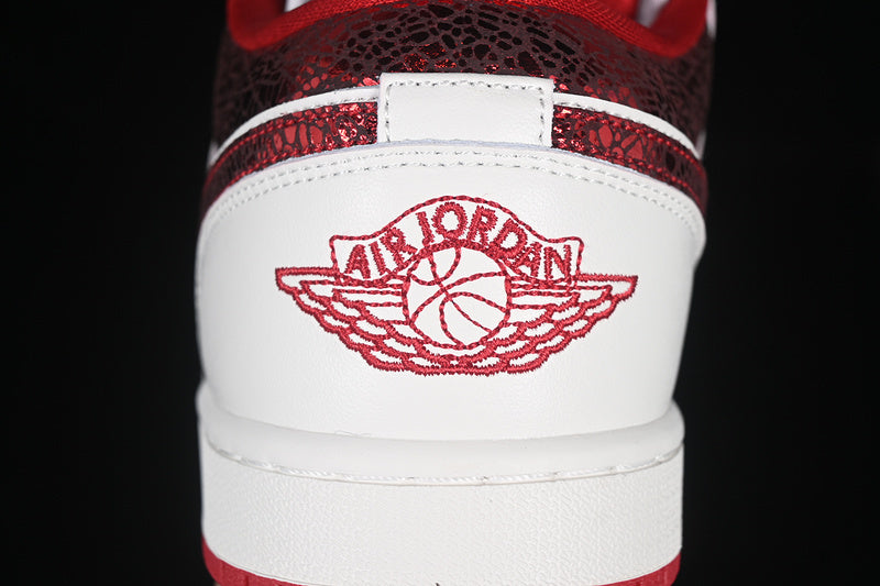 AJ1 Low